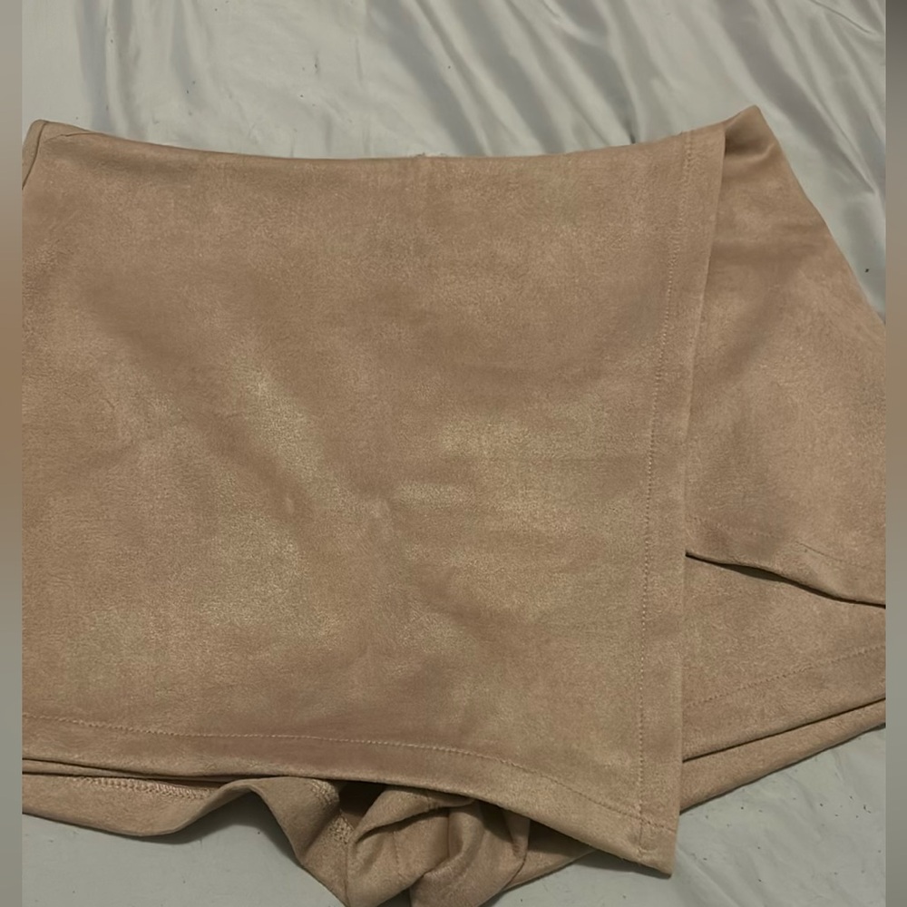 skort